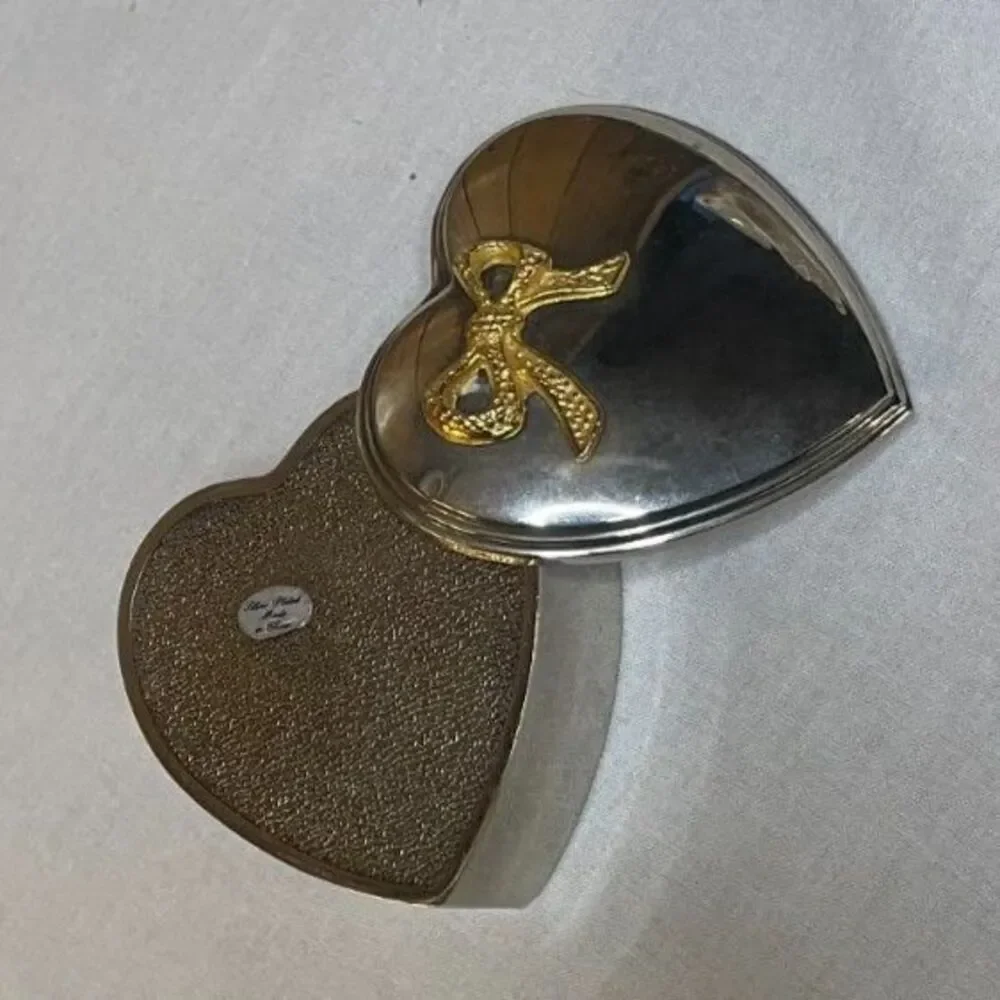 N/A heart shaped